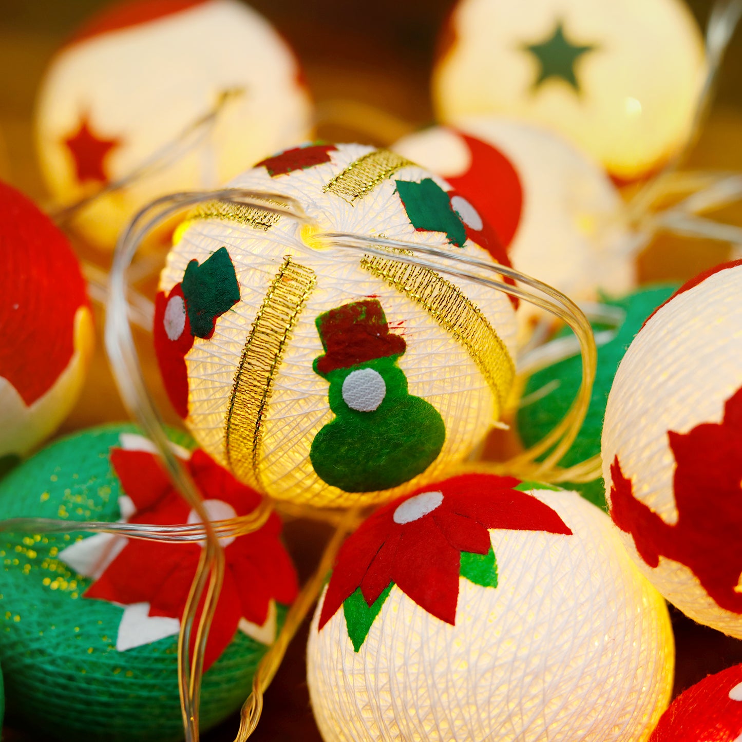Plug-In String Lights Christmas Balls