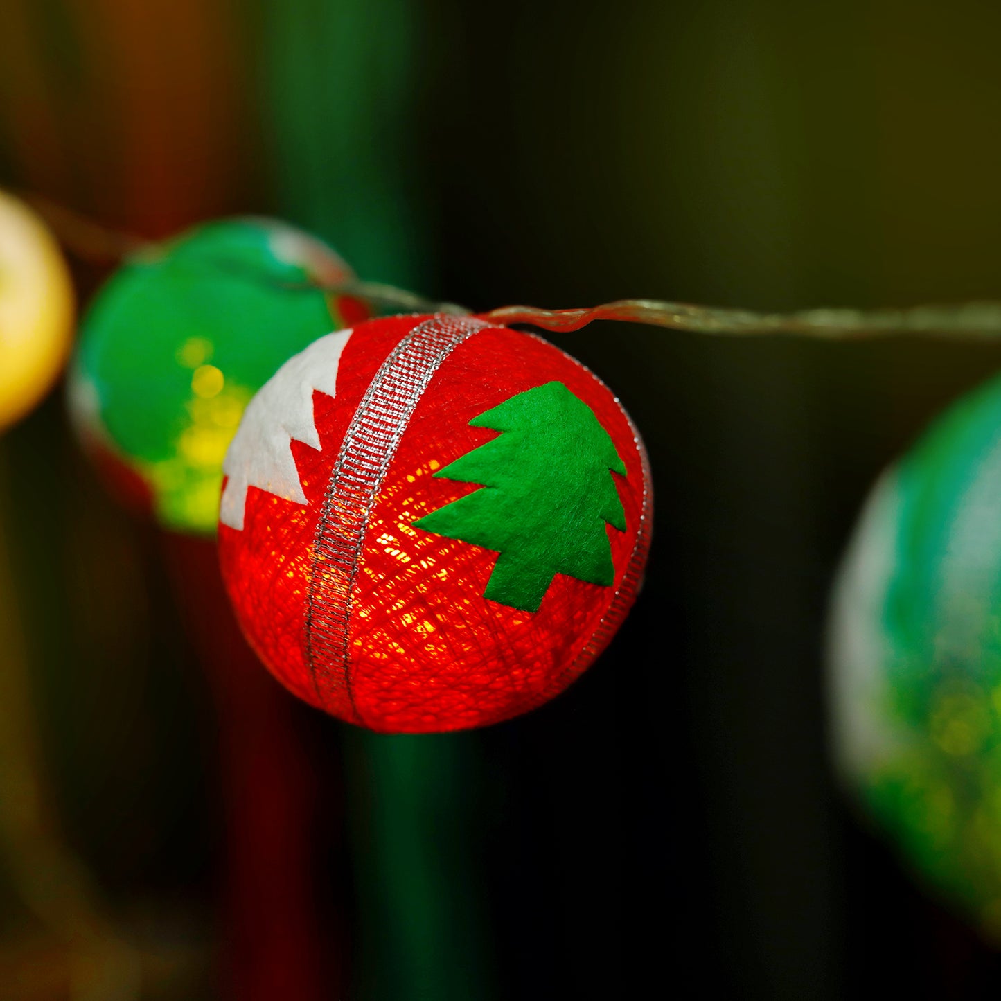 Plug-In String Lights Christmas Balls