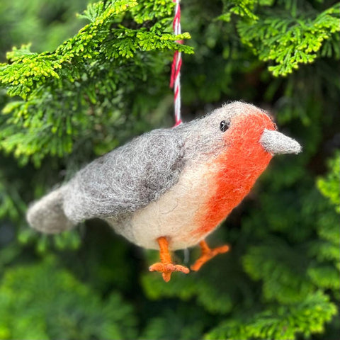 Handfelted Ornament Tuft Grey Bird
