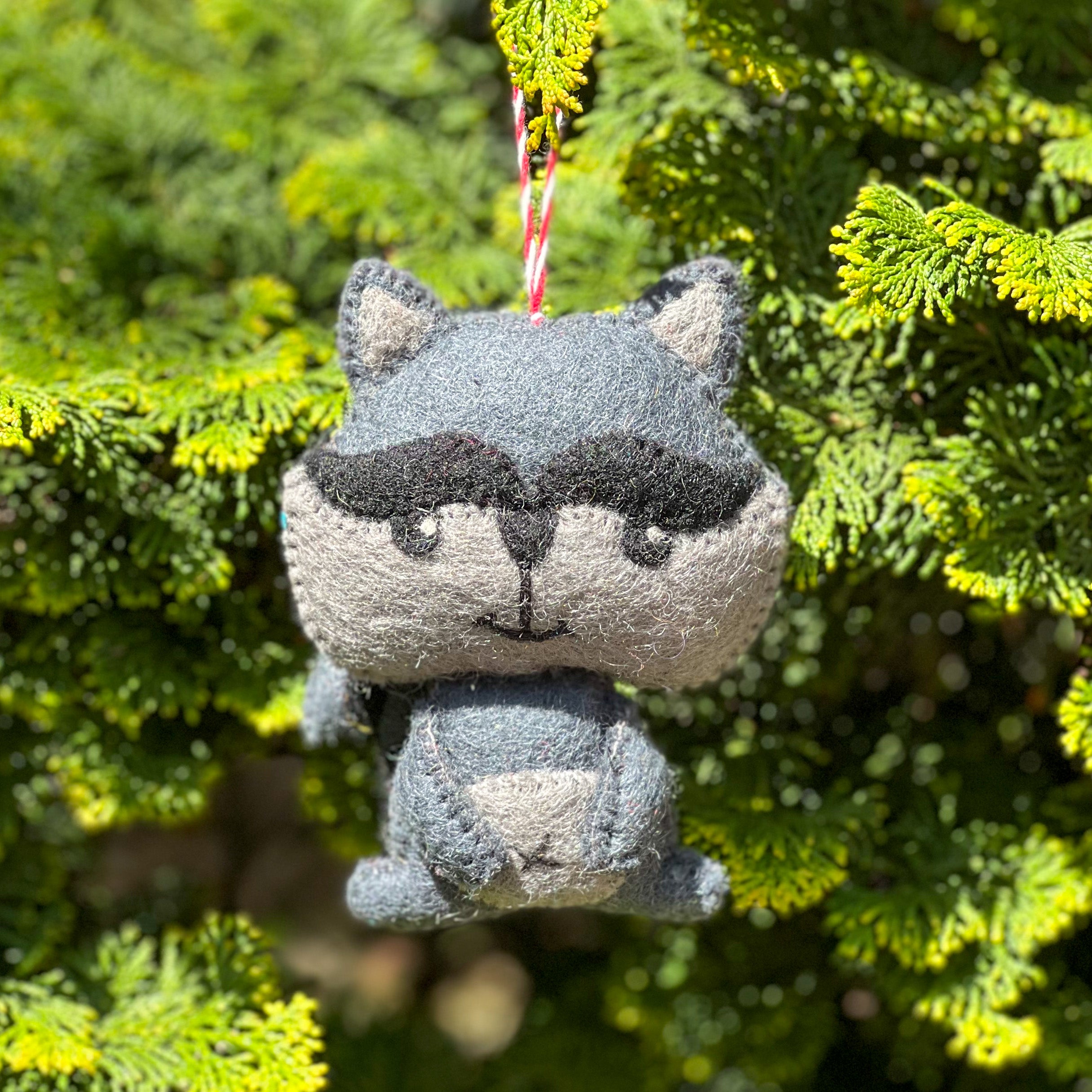 Handfelted Ornament Raccoon